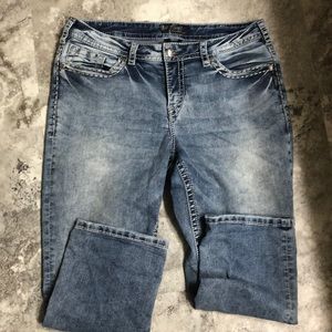 Silver Suki Capris Sz 16